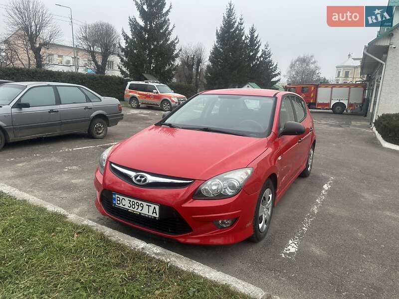 2010 hyundai i30