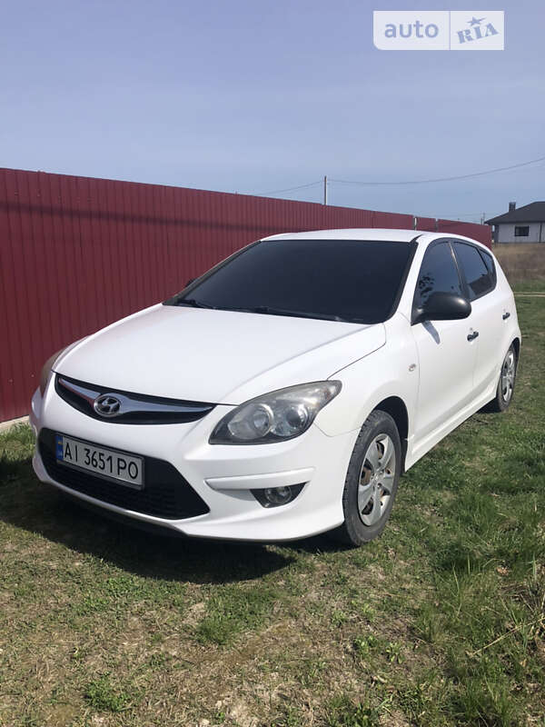 2010 hyundai i30