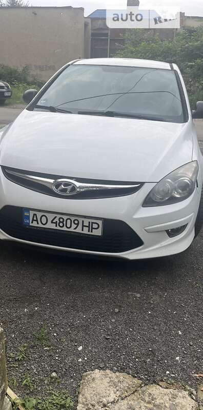 2010 hyundai i30
