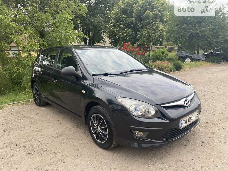 2010 hyundai i30
