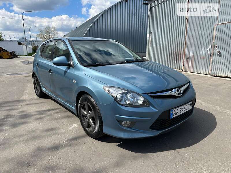 2010 hyundai i30