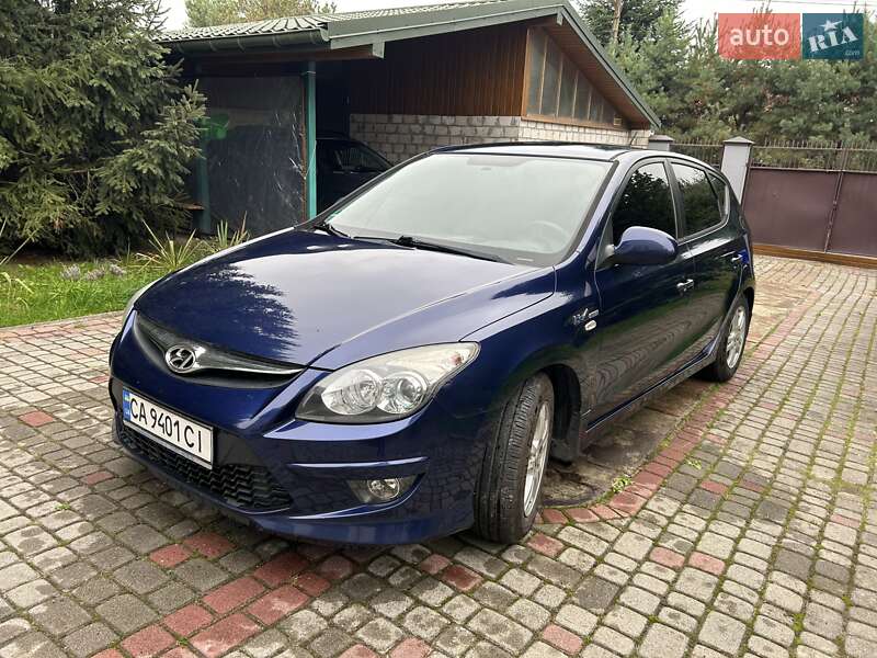 2010 hyundai i30