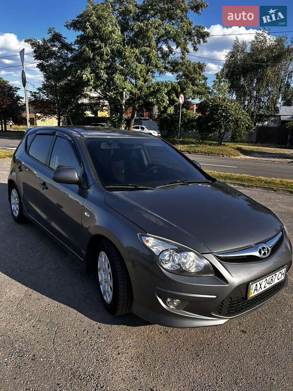 2010 hyundai i30