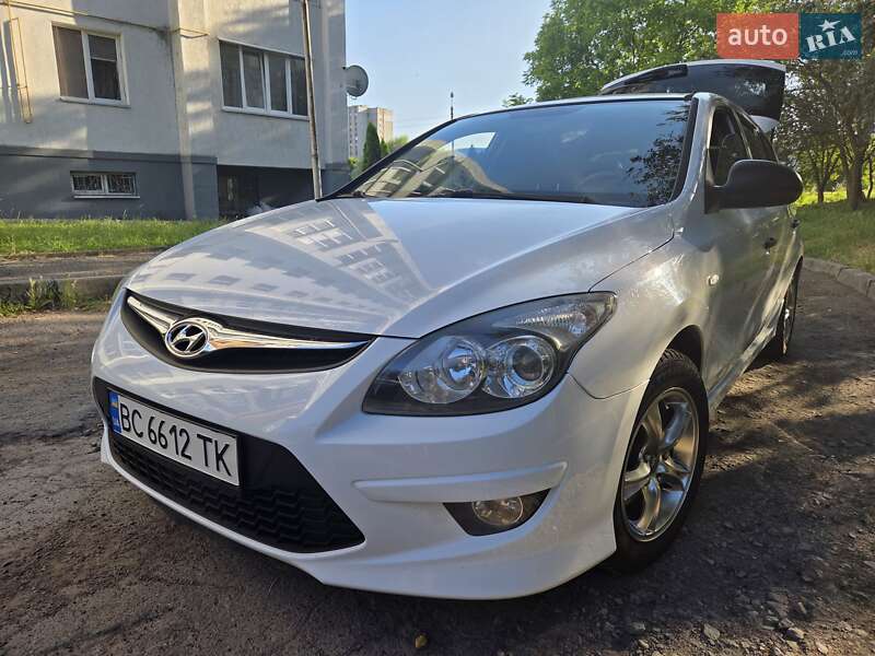 2010 hyundai i30