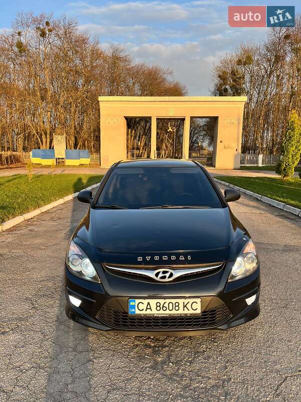2010 hyundai i30