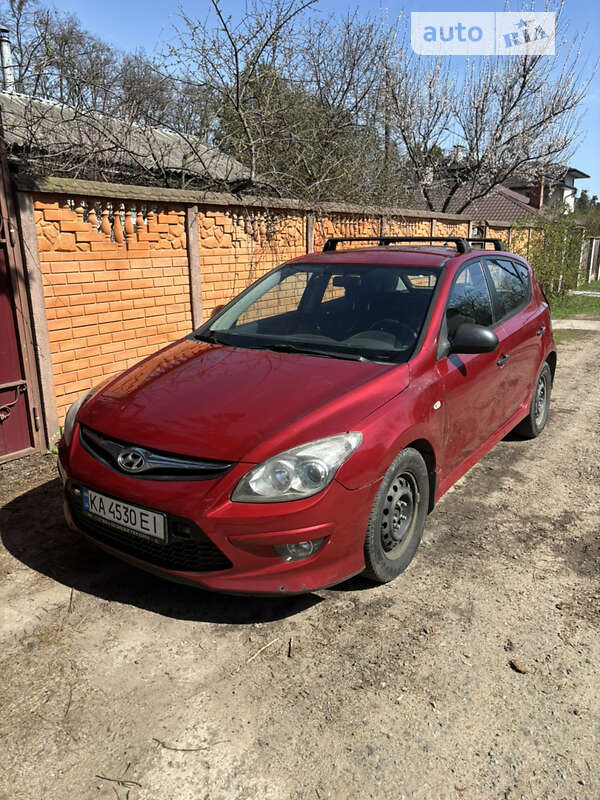 2011 hyundai i30