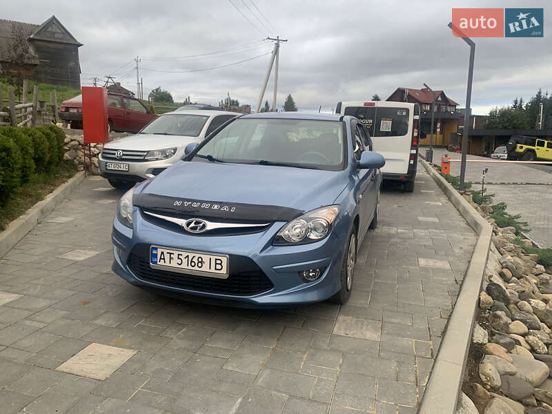 2011 hyundai i30