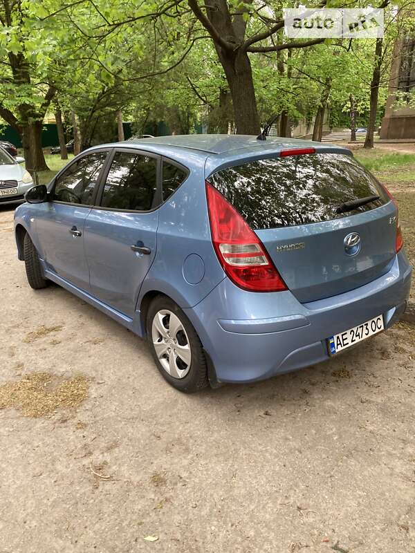 2011 hyundai i30