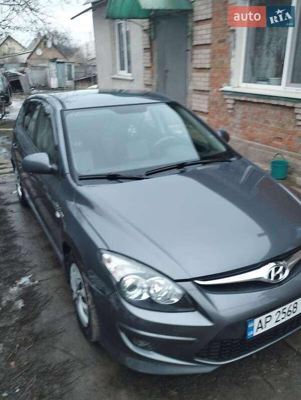 2011 hyundai i30