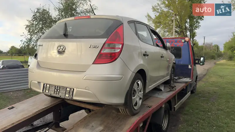 2011 hyundai i30