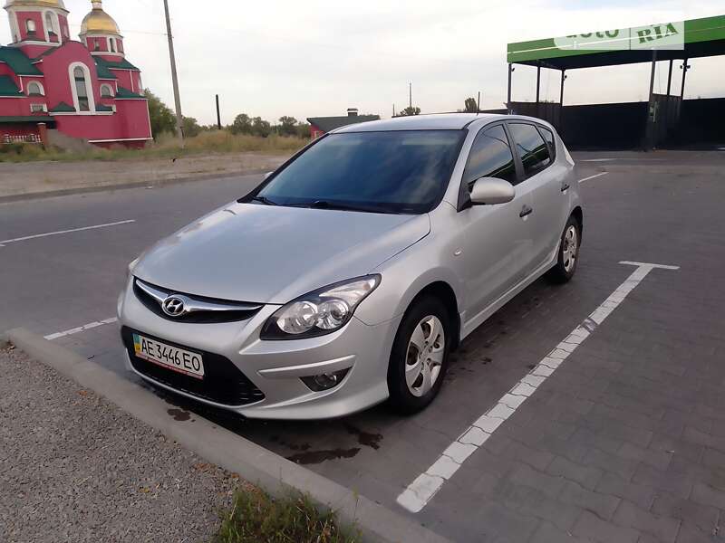 2011 hyundai i30