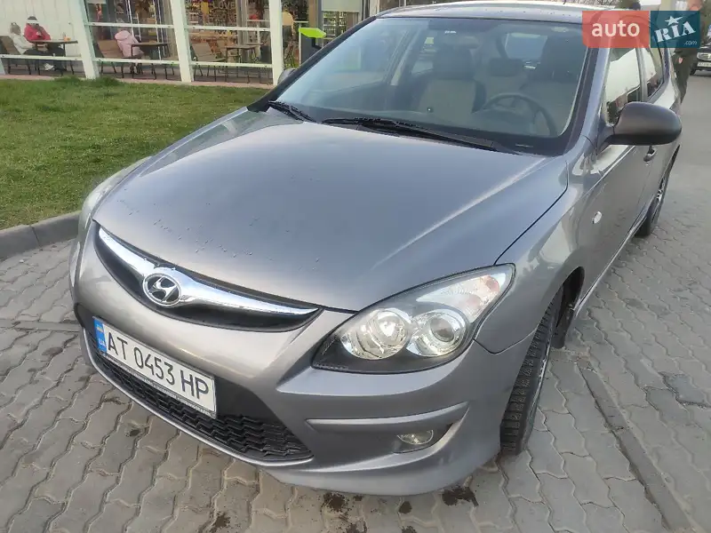 2011 hyundai i30