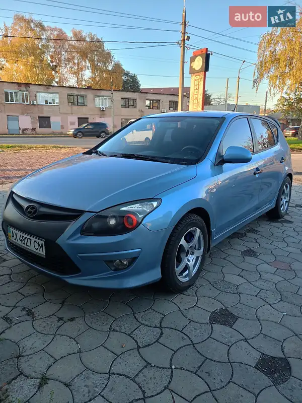 2011 hyundai i30