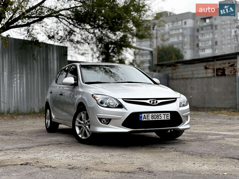 2011 hyundai i30
