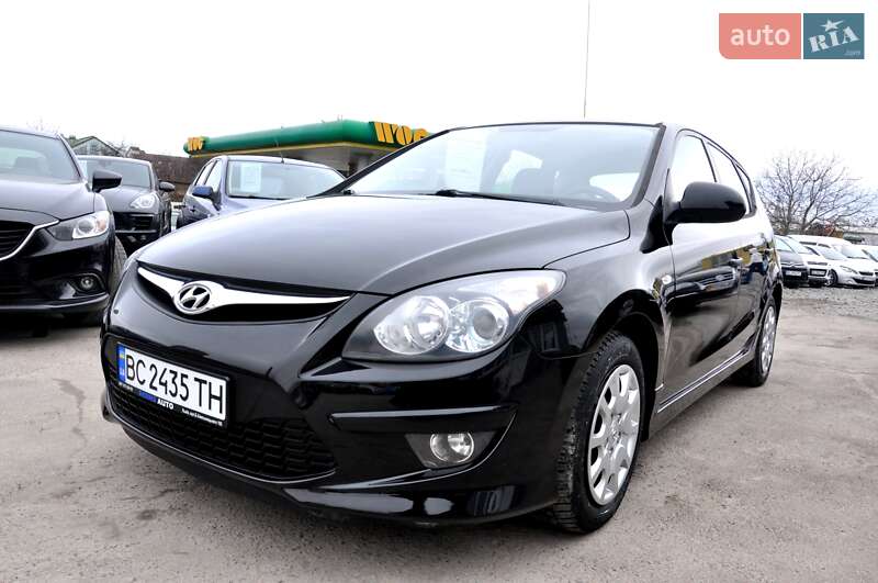 2011 hyundai i30