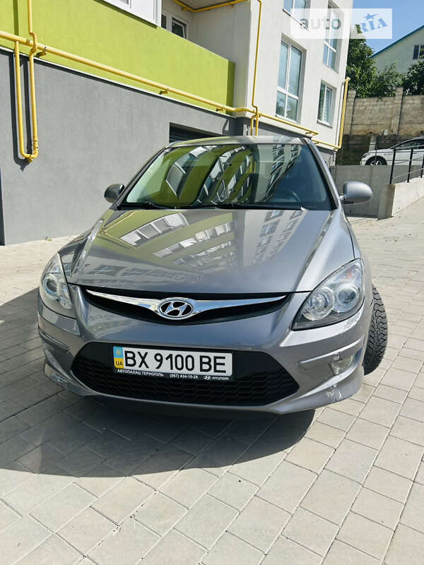 2011 hyundai i30