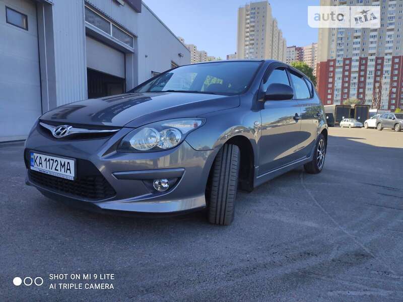 2010 hyundai i30