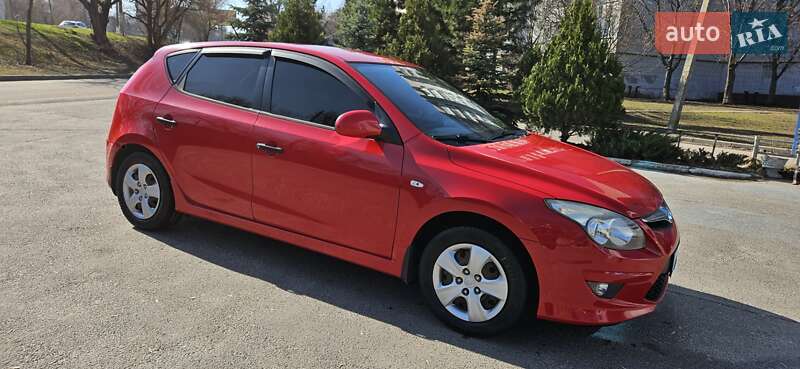 2010 hyundai i30