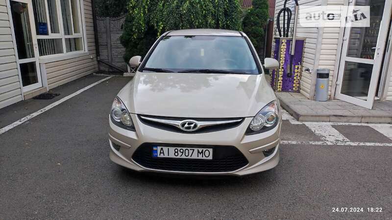 2010 hyundai i30