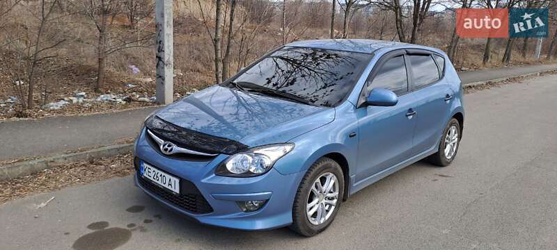 2010 hyundai i30