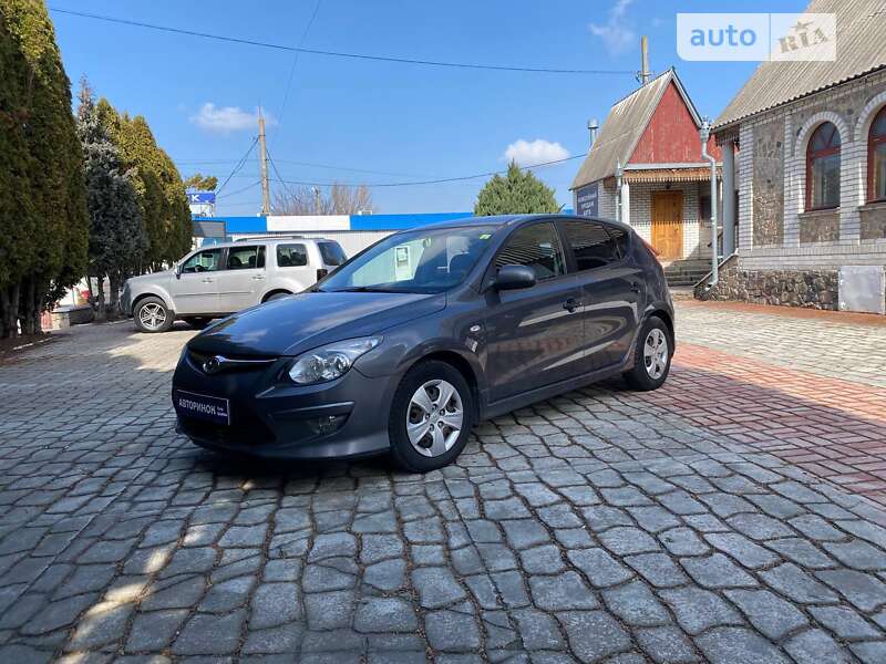 2011 hyundai i30
