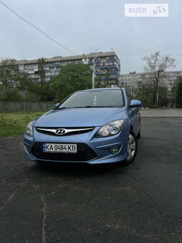 2011 hyundai i30