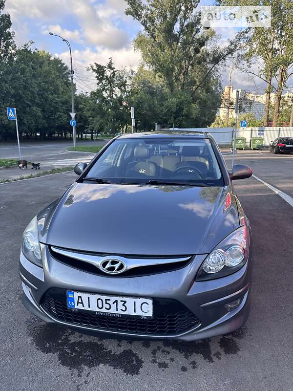 2010 hyundai i30