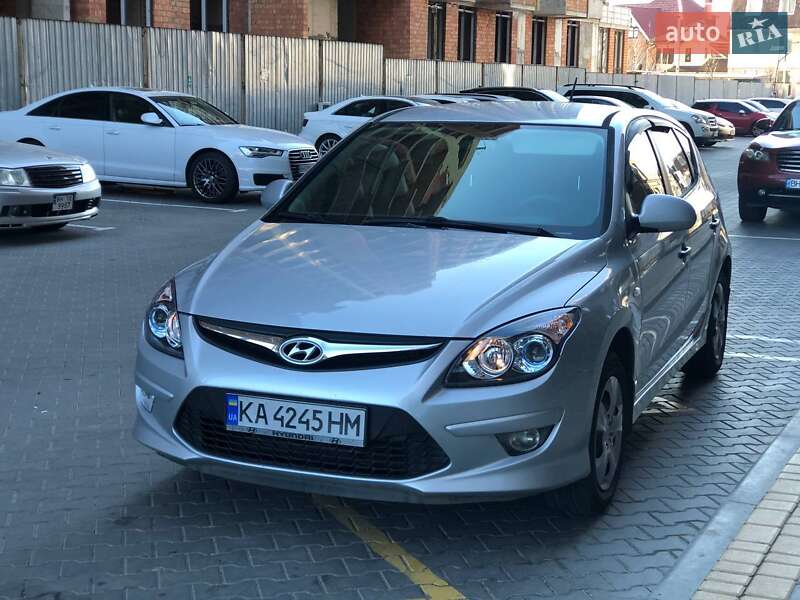 2010 hyundai i30