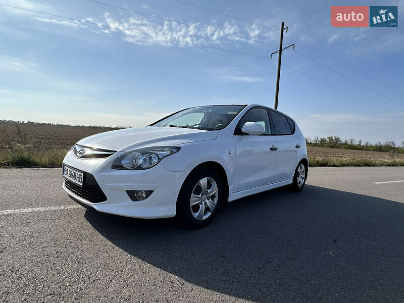 2010 hyundai i30
