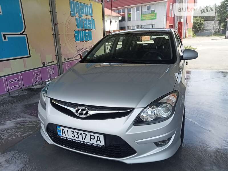 2010 hyundai i30