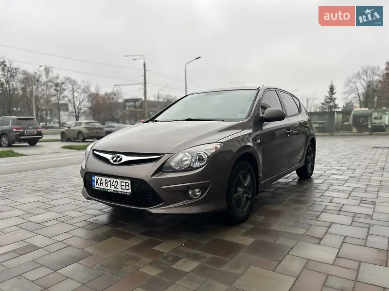 2012 hyundai i30