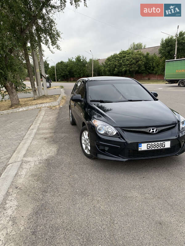 2010 hyundai i30