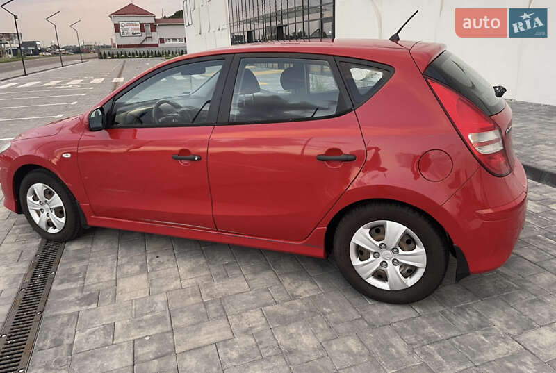 2010 hyundai i30