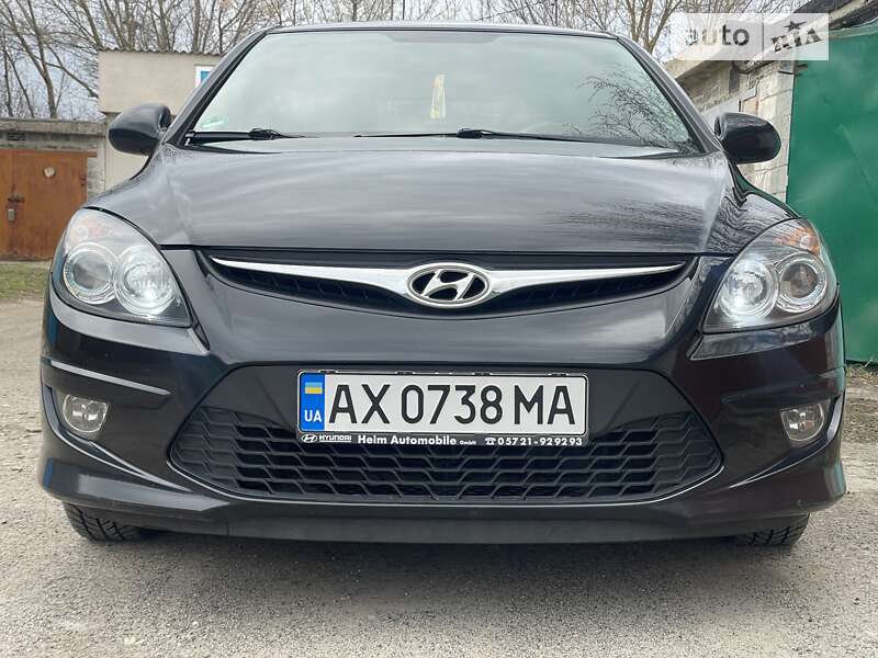 2010 hyundai i30