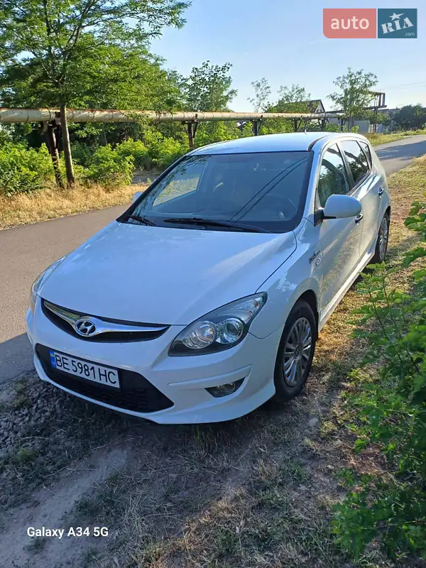 2010 hyundai i30