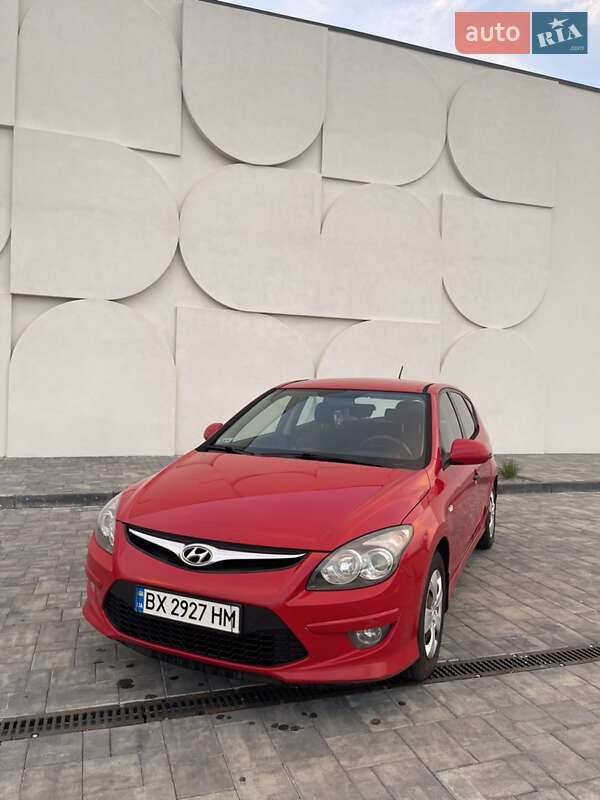 2010 hyundai i30