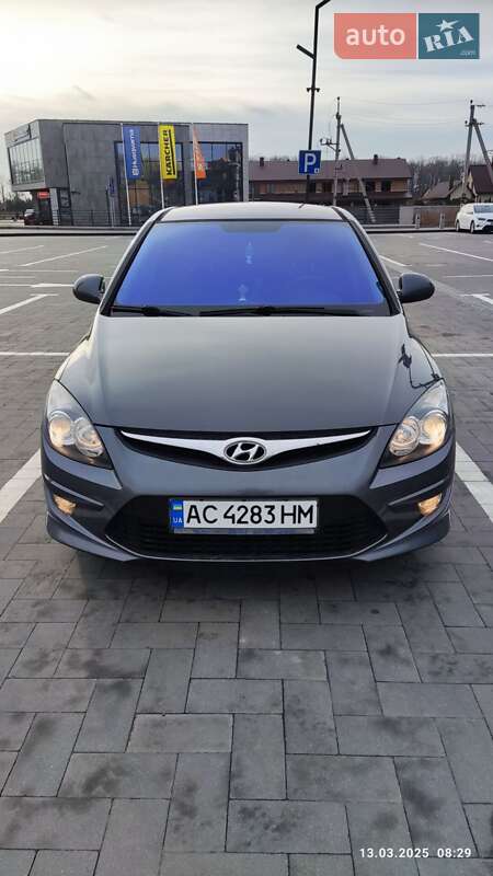 2011 hyundai i30