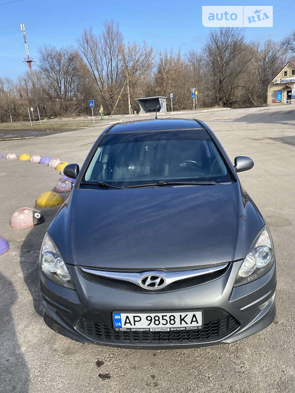 2011 hyundai i30
