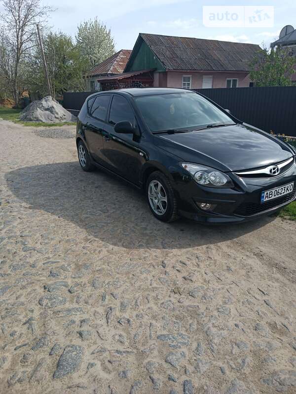 2011 hyundai i30