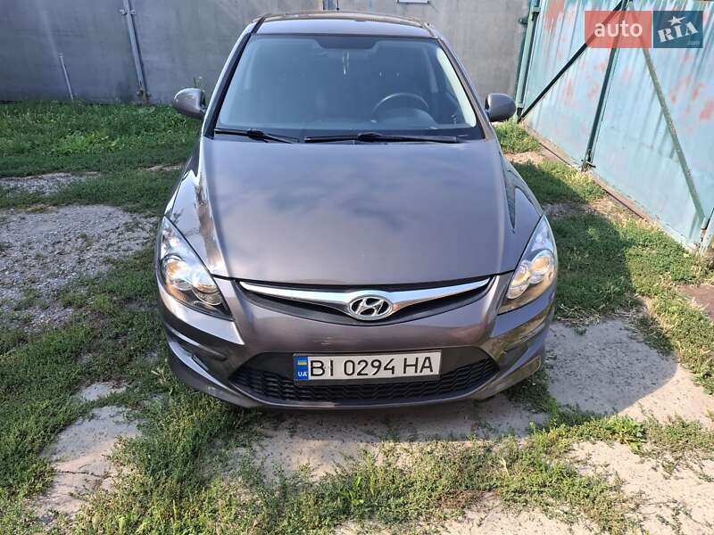 2011 hyundai i30