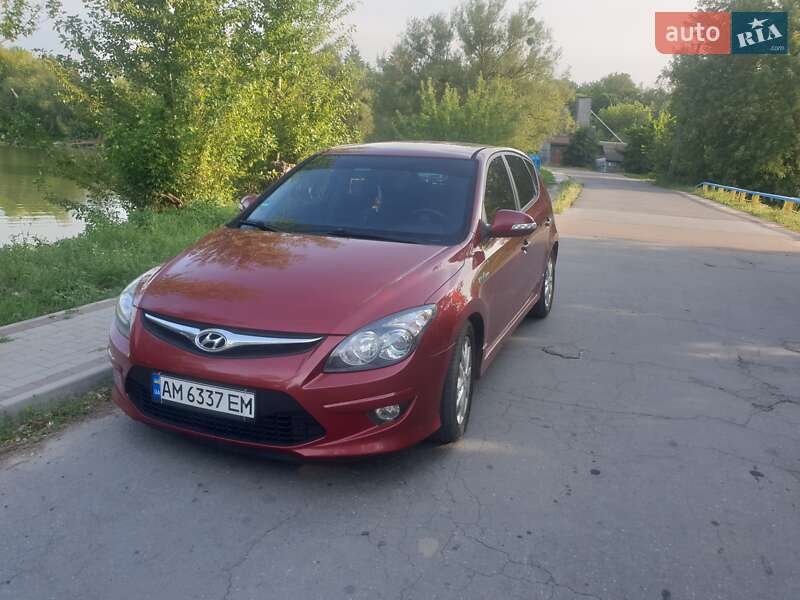 2011 hyundai i30