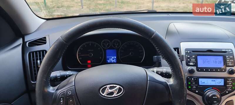 2010 hyundai i30