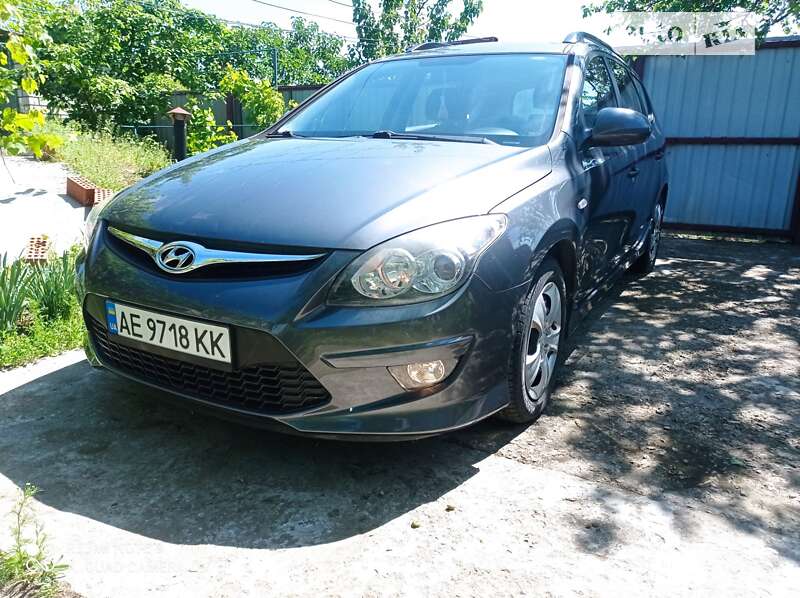 2011 hyundai i30