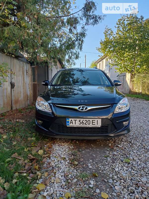 2011 hyundai i30