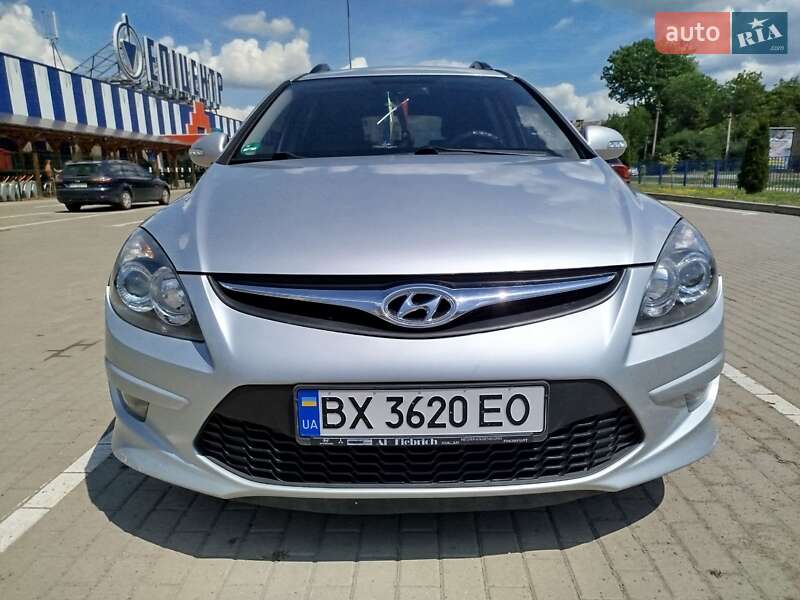 2011 hyundai i30
