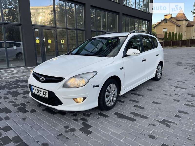 2011 hyundai i30