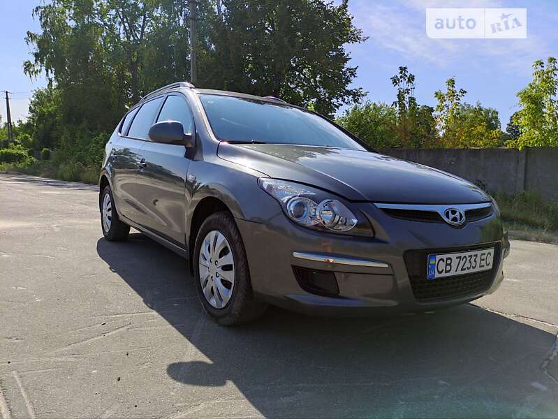 2010 hyundai i30