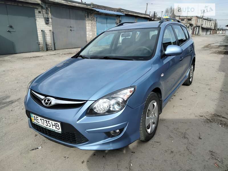 2012 hyundai i30