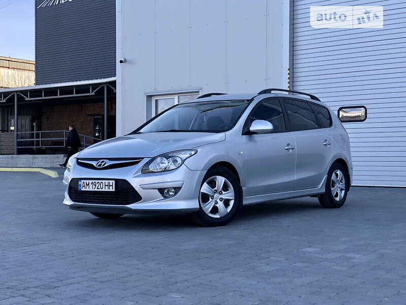2012 hyundai i30