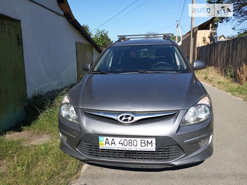 2011 hyundai i30